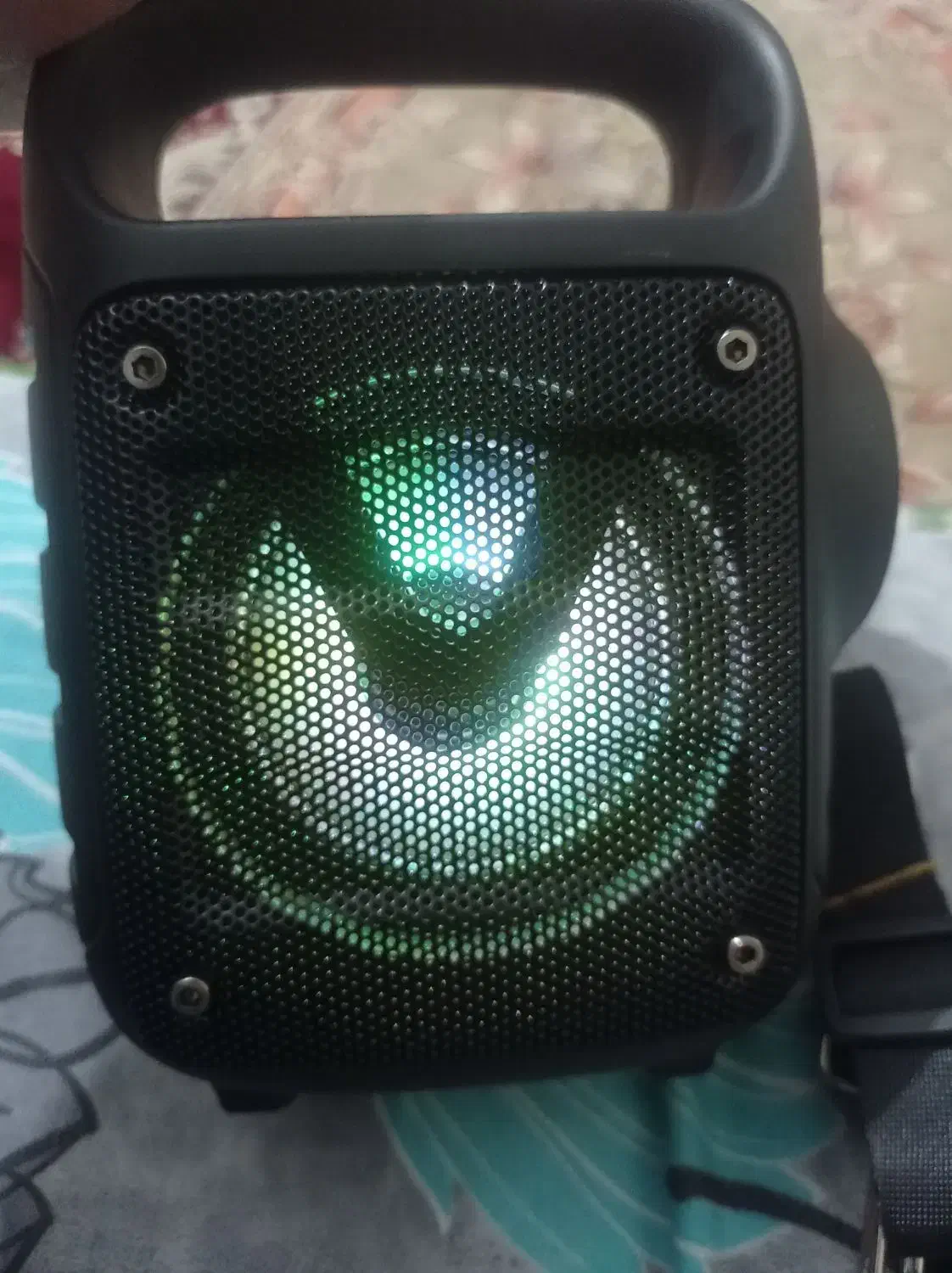 اسپیکر . چراغ قوه دار سایز بزرگ . بلوتوثی.|سیستم صوتی خانگی|خمین, |دیوار