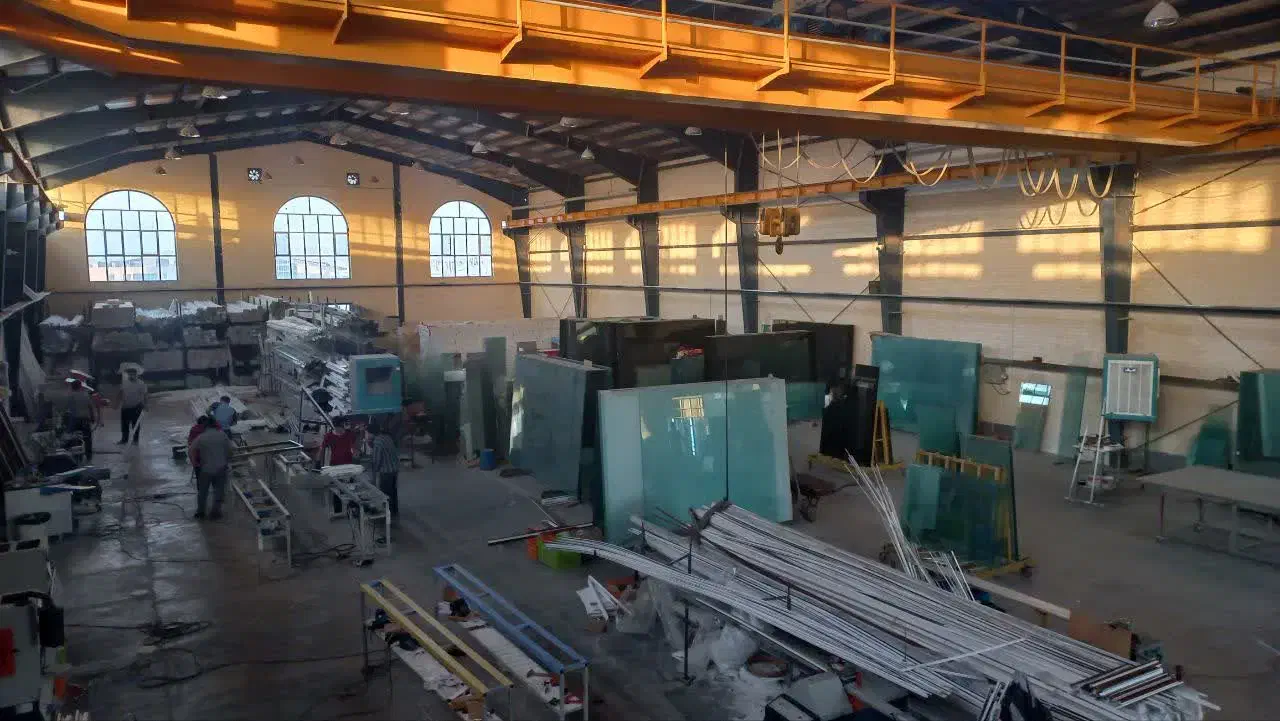 پنجرهUPVC تضمینی.عایق کامل صدا و حرارت.نصب فوری‌|خدمات پیشه و مهارت|قم, پردیسان|دیوار