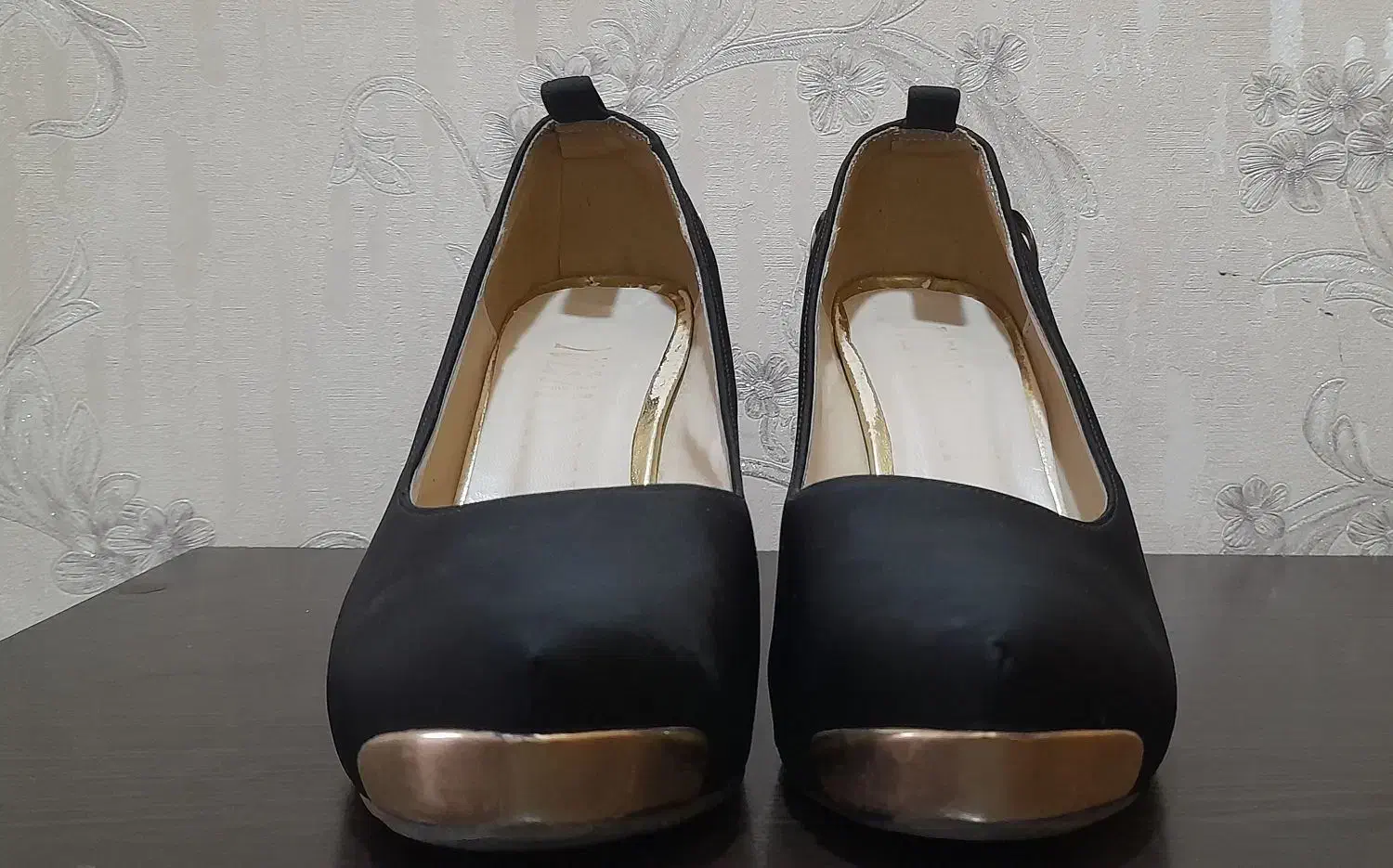 کفش مجلسی|کیف، کفش، کمربند|ملایر, |دیوار