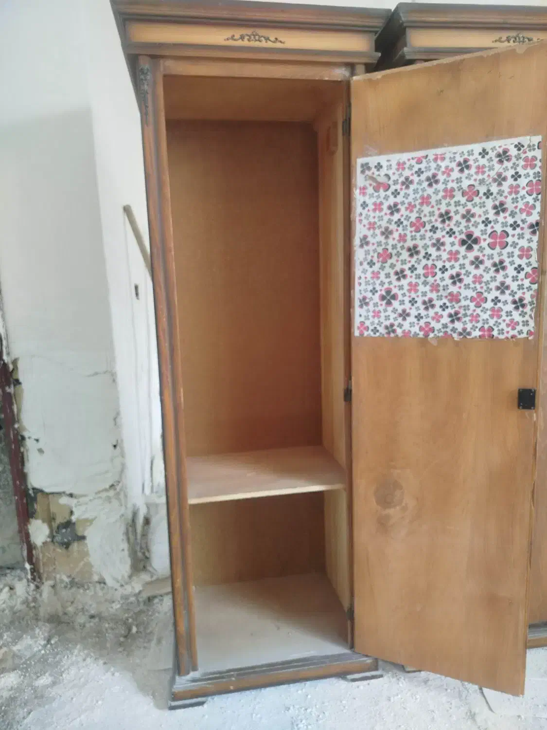 کمد چوبی|جاکفشی، کمد، دراور|مشهد, بهارستان|دیوار