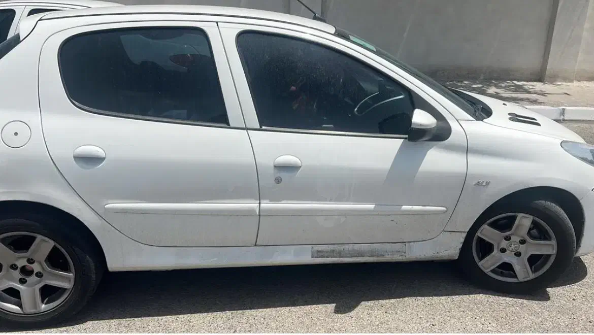 پژو ۲۰۷ اتومات مدل ۹۸|خودرو سواری و وانت|تهران, حکمت|دیوار