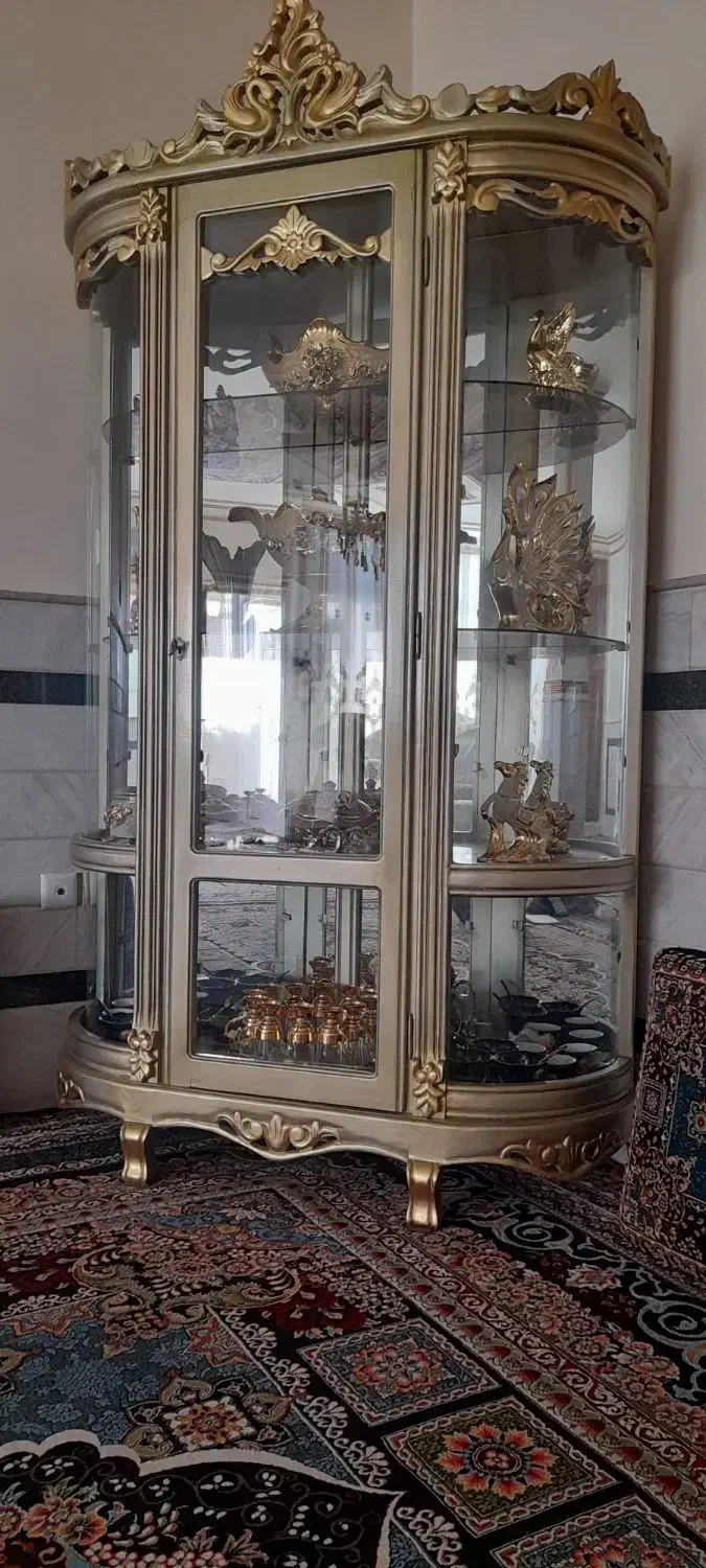 کمدوبوفه|بوفه، ویترین، کنسول|قم, قلعه کامکار|دیوار