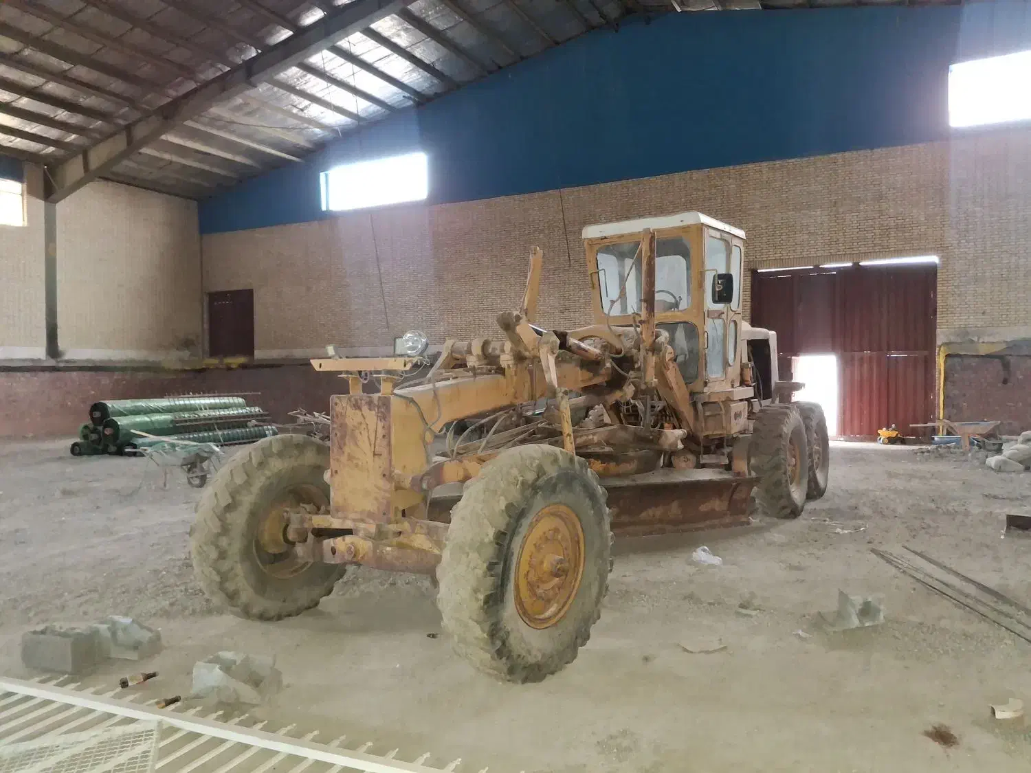 گریدر 705  R2|خودرو سنگین|سیرجان, |دیوار