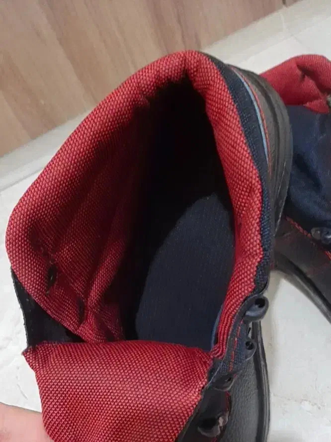 کفش ایمنی سایز ۴۳|کیف، کفش، کمربند|اصفهان, سرچشمه|دیوار