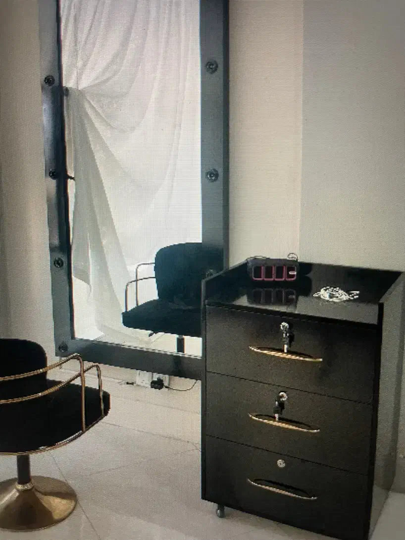 فروش آینه قدی سالنی|آرایشگاه و سالنهای زیبایی|سبزوار, علمدار|دیوار