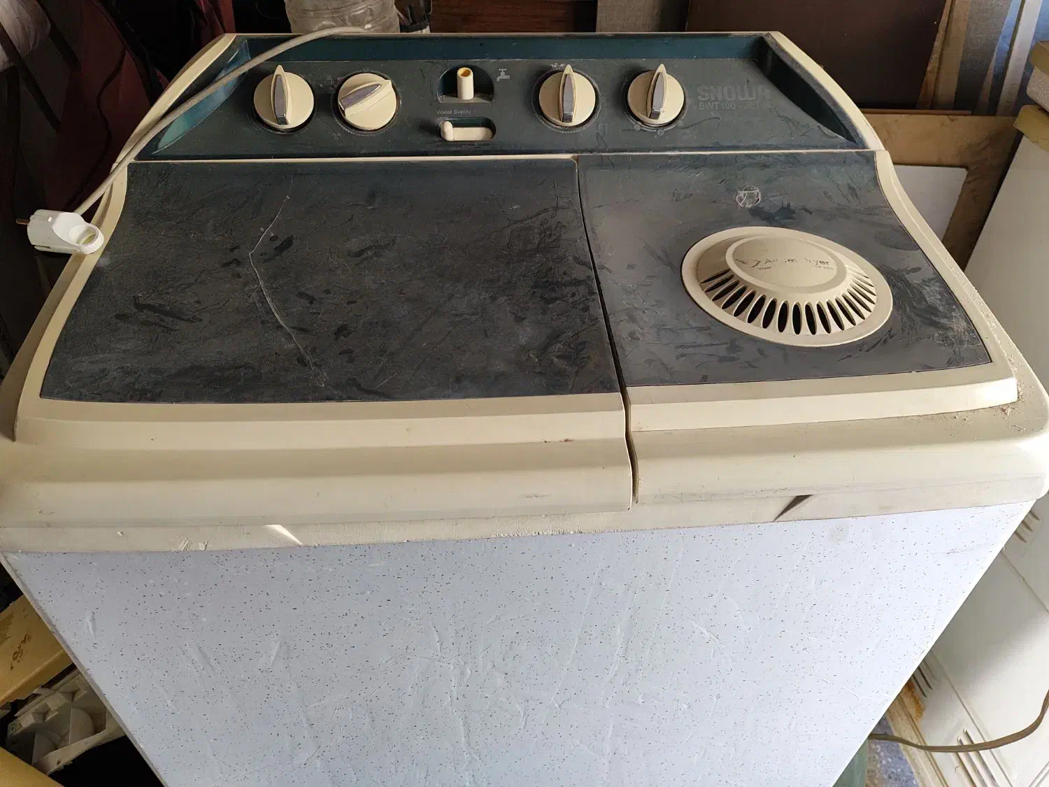 ماشین لباسشویی دوقلو|ماشین لباسشویی و خشککن لباس|کاشان, پشت شهربانی|دیوار