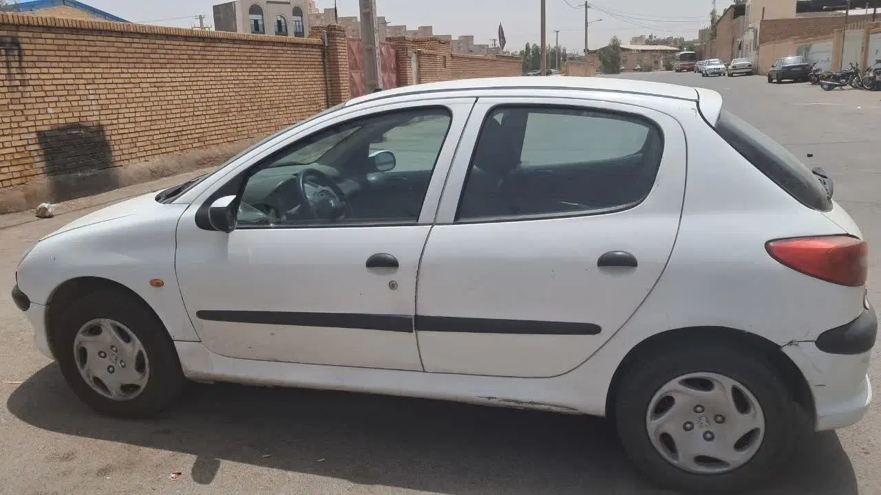 206 تیپ 2|خودرو سواری و وانت|یزد, |دیوار