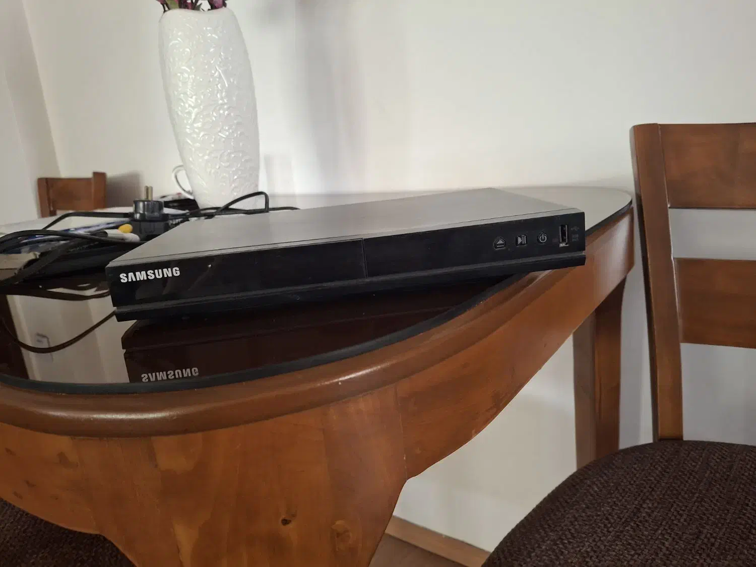 دی وی دی|پخشکننده DVD و ویدیو|پرند, فاز ۵|دیوار