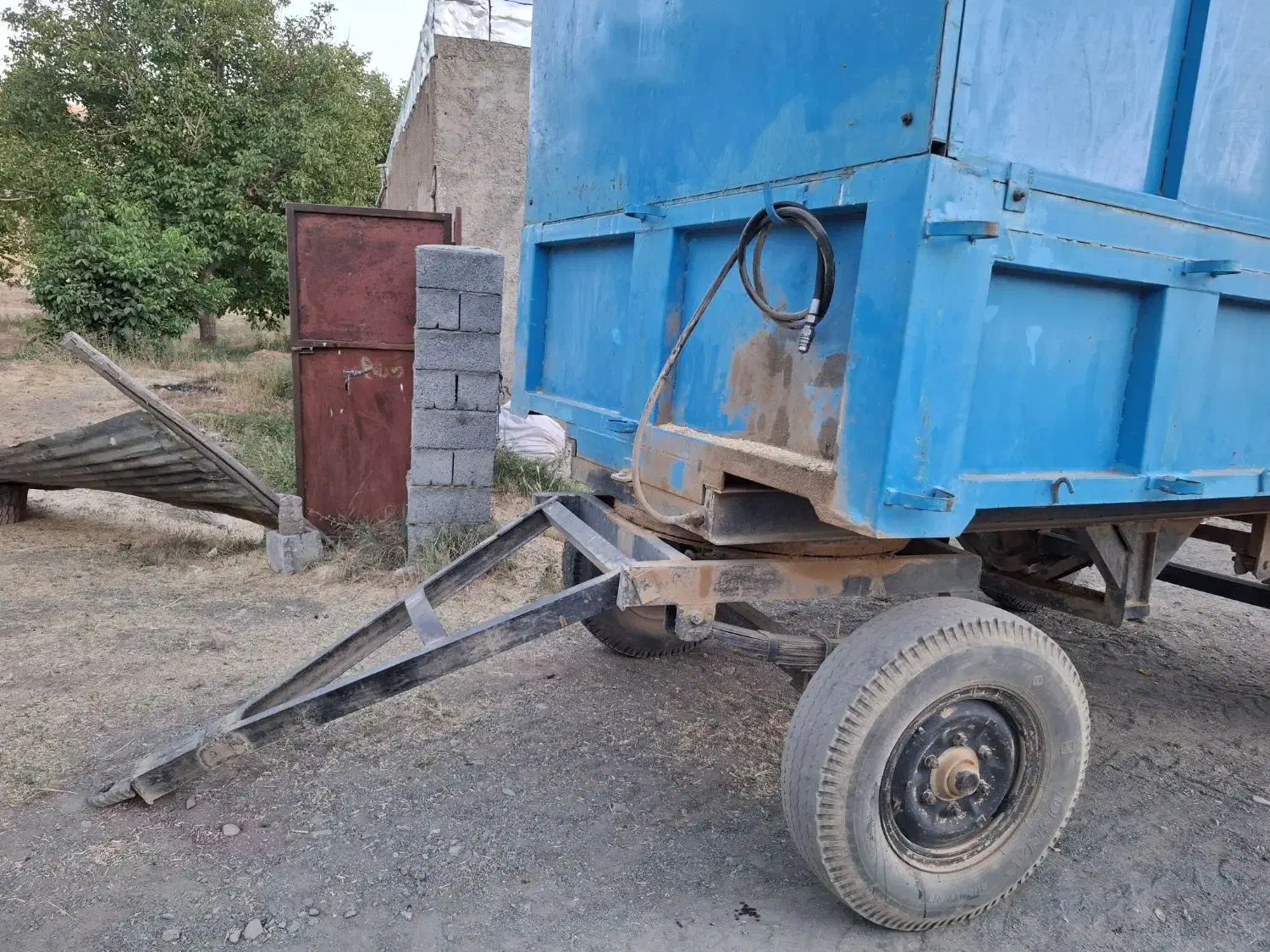 تریلی چهار چرخ پشت تراکتور|ماشین‌آلات صنعتی|حسین آباد, |دیوار