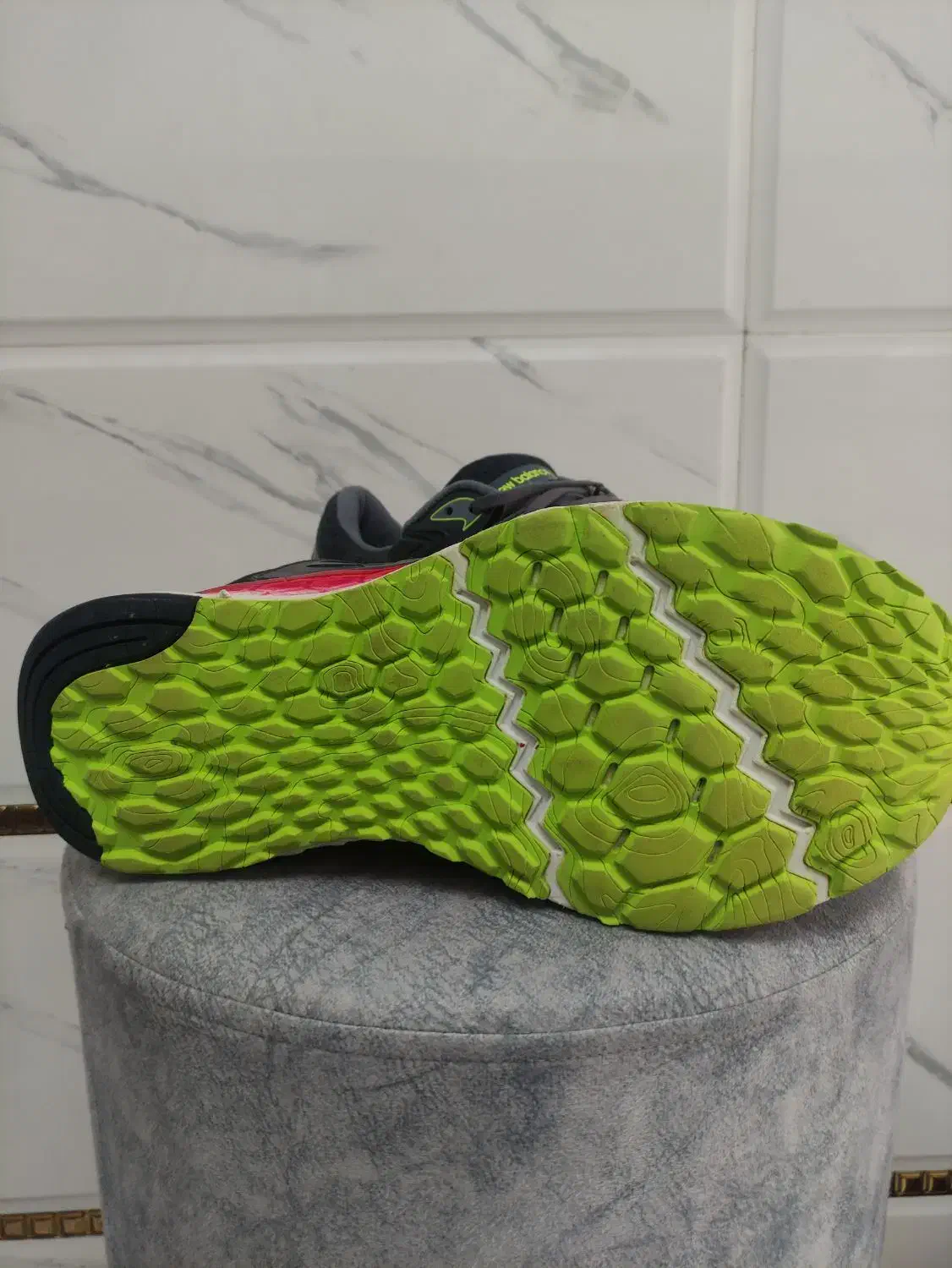 کفش اسپرت|کیف، کفش، کمربند|کنگاور, |دیوار