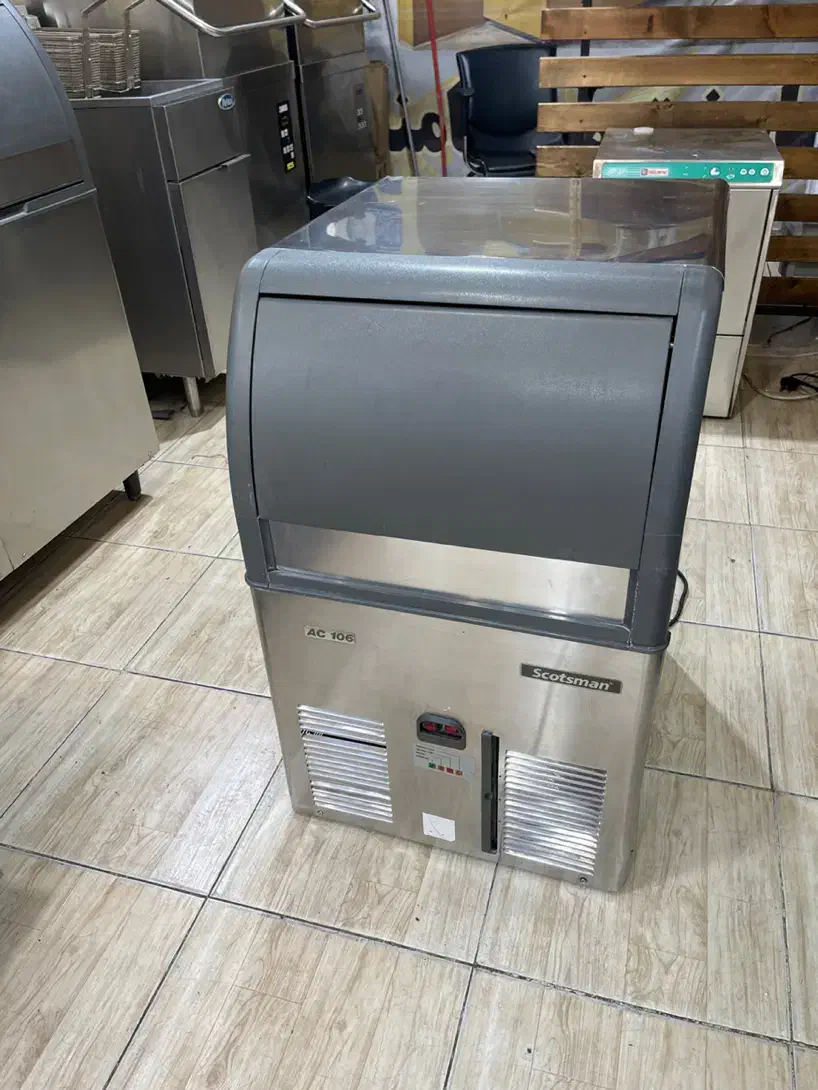 یخ ساز یخساز Scotsman ac106 ایتالیا|کافی‌شاپ و رستوران|تهران, نعمت‌آباد|دیوار