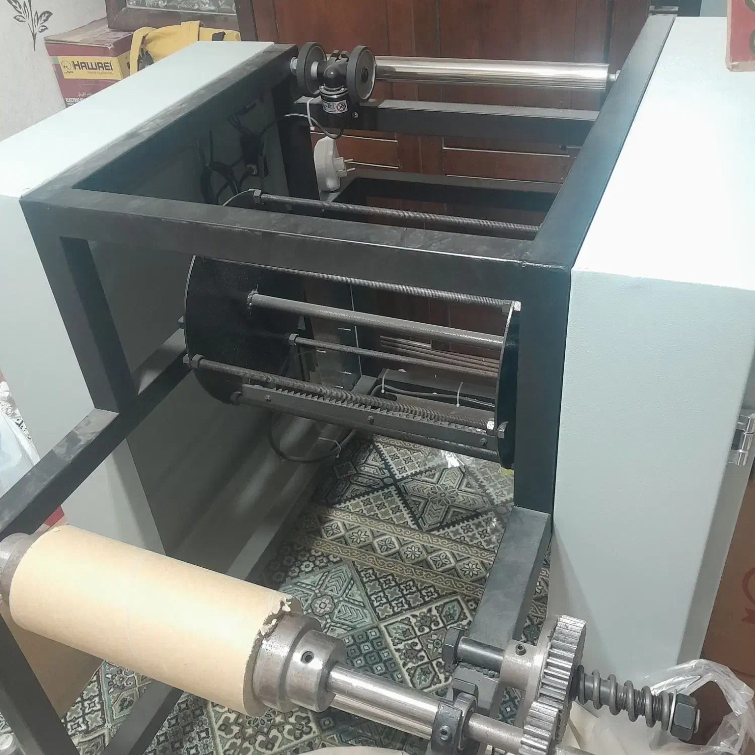 دستگاه رول به رول سفره پرفراژدار|ماشین‌آلات صنعتی|سیریک, |دیوار