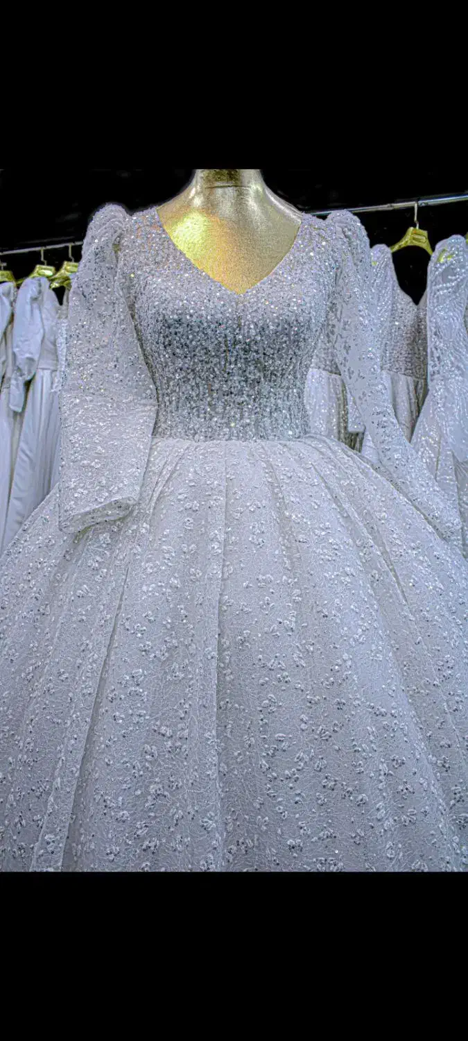 لباس عروس|لباس|بابل, |دیوار