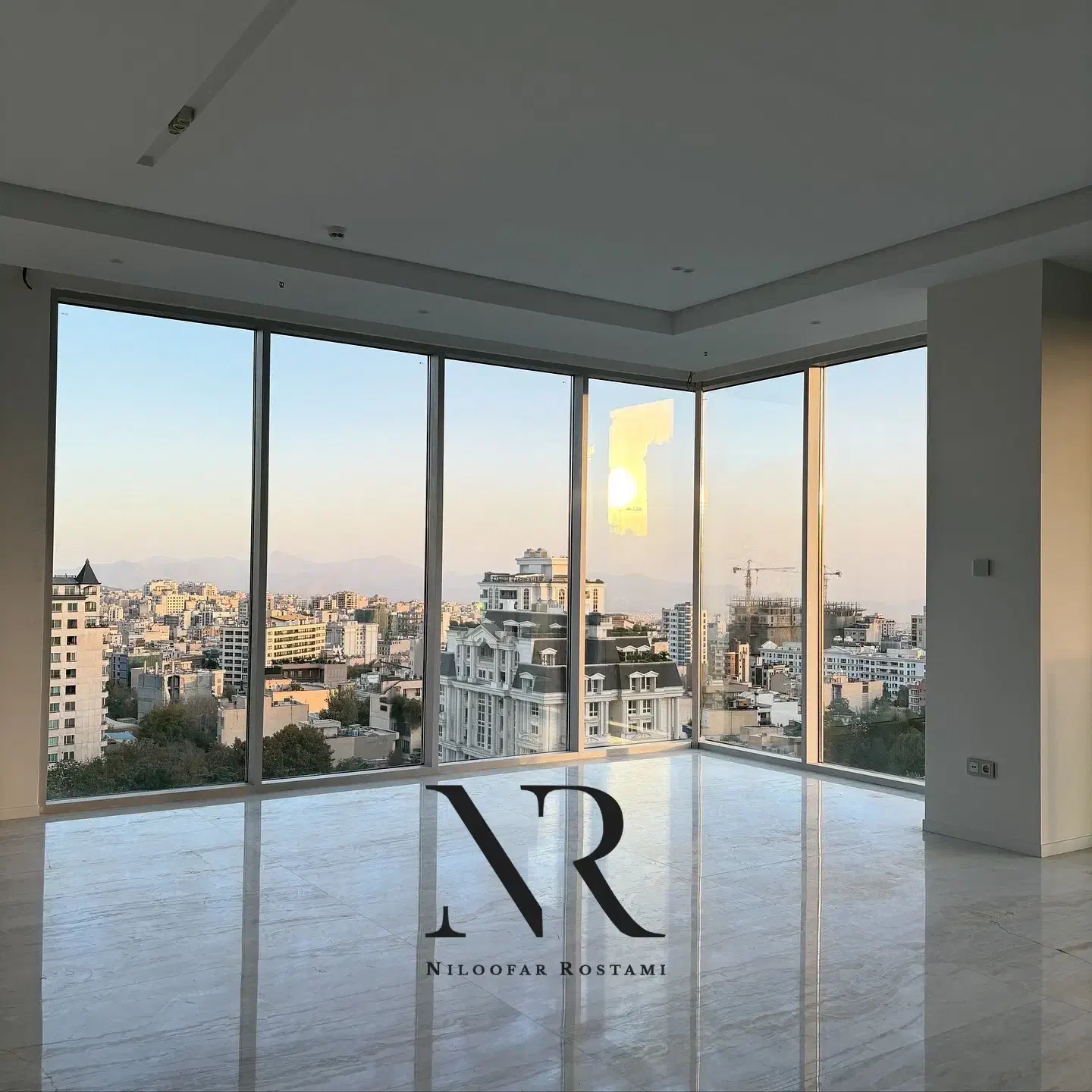 اجاره ۲۸۰ متر خاص در جمشیدیه  لوکس، مدرن، بی‌نقص