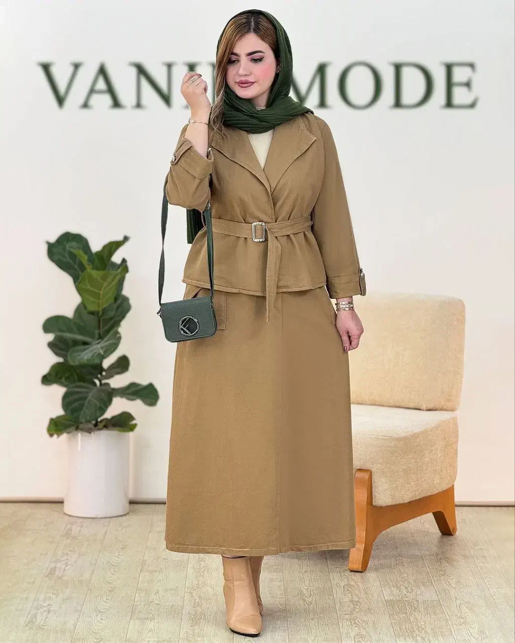 مانتو نگین کاری شده دخترانه|کفش و لباس بچه|یزد, |دیوار