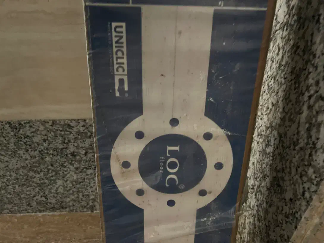 ۳۵ متر پارکت loc floor|مصالح و تجهیزات ساختمان|رشت, معلم|دیوار