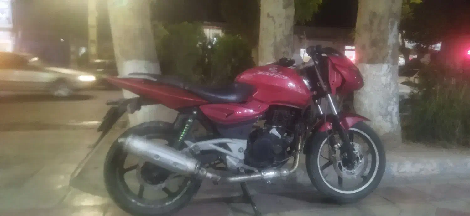 پالس ۲۲۰ باجاج|موتورسیکلت|وحیدیه, |دیوار