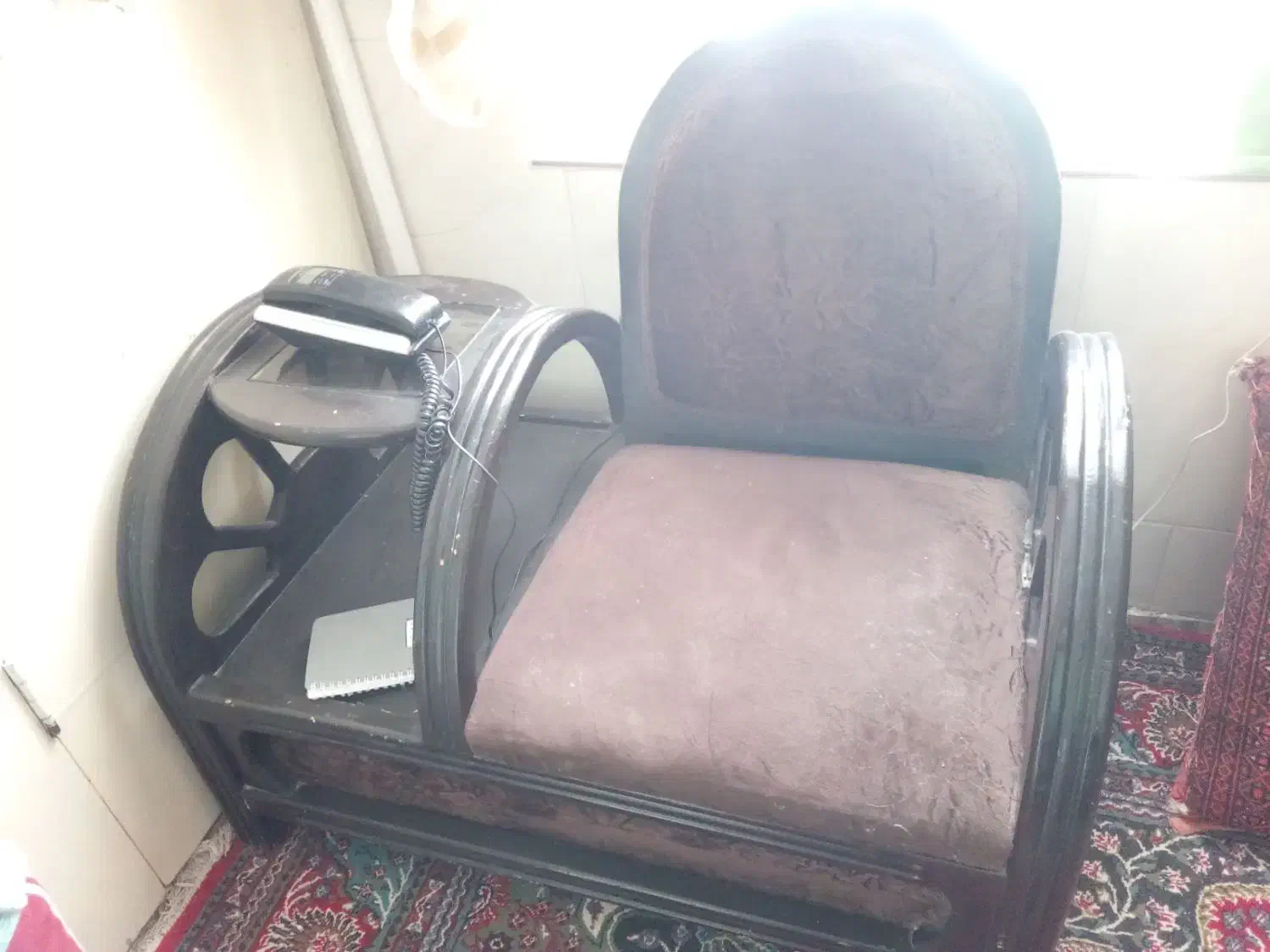 میز تلفن درحد نو بفروش میرسد قیمت پانصد|میز تلفن|نیشابور, عدالت|دیوار