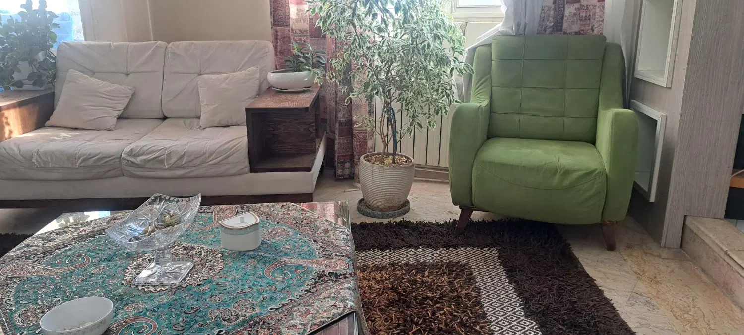 مبل اسپرت ۷ نفره و میز تلویزیون|مبلمان خانگی و میز عسلی|تهران, سردارجنگل|دیوار