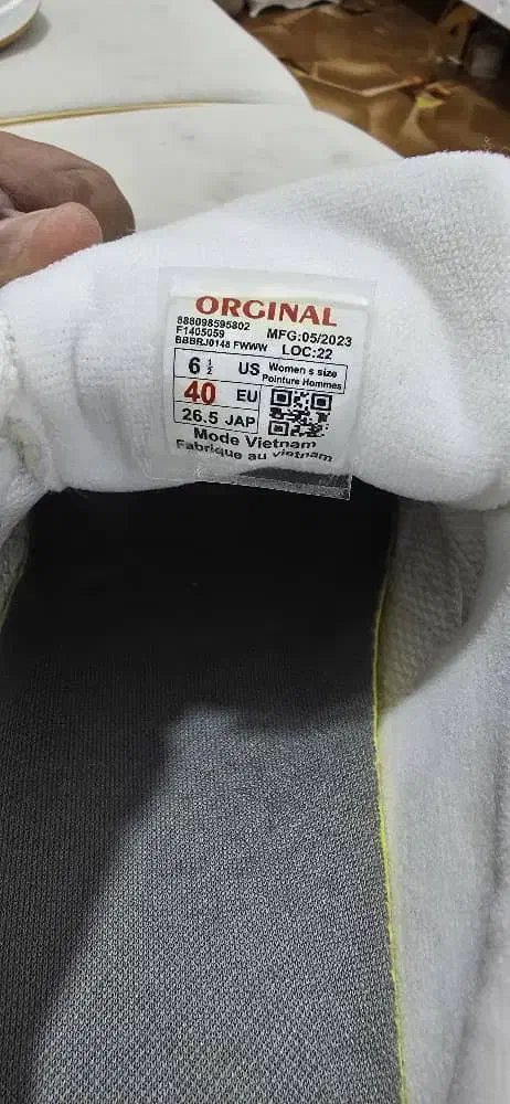 معاوضه با هر چیز بدرد بخور|کیف، کفش، کمربند|بند زرک, |دیوار