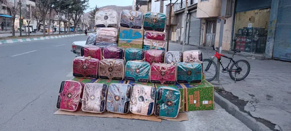 پتو گلبافت|رختخواب، بالش، پتو|بانه, |دیوار