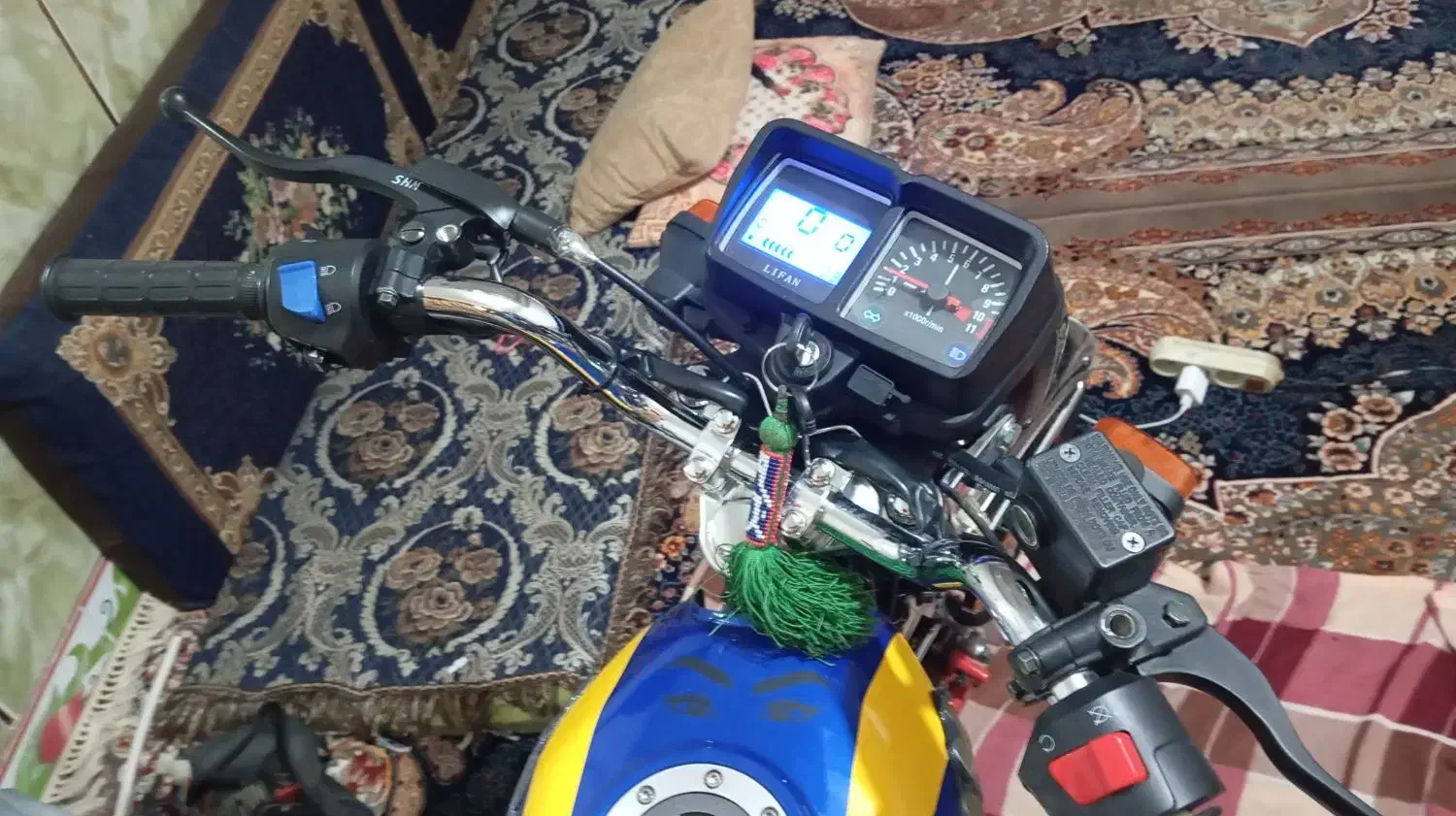 موتور سیکلت|موتورسیکلت|خاش, |دیوار