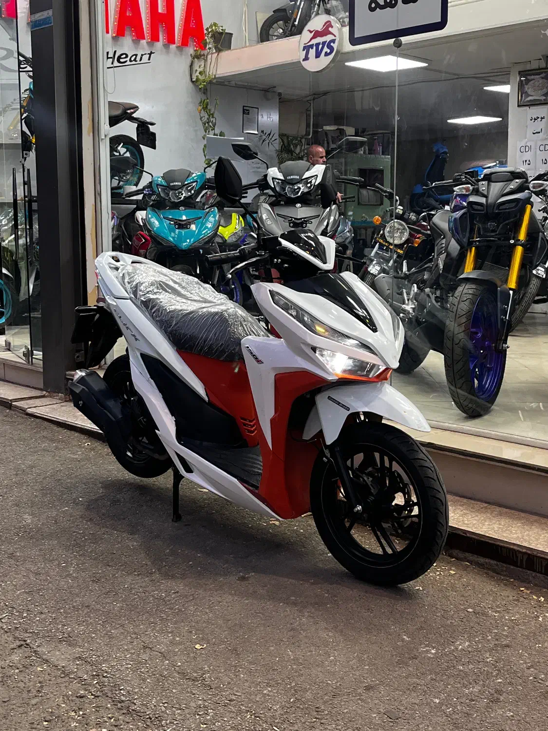 کلیک در حد|موتورسیکلت|قزوین, |دیوار