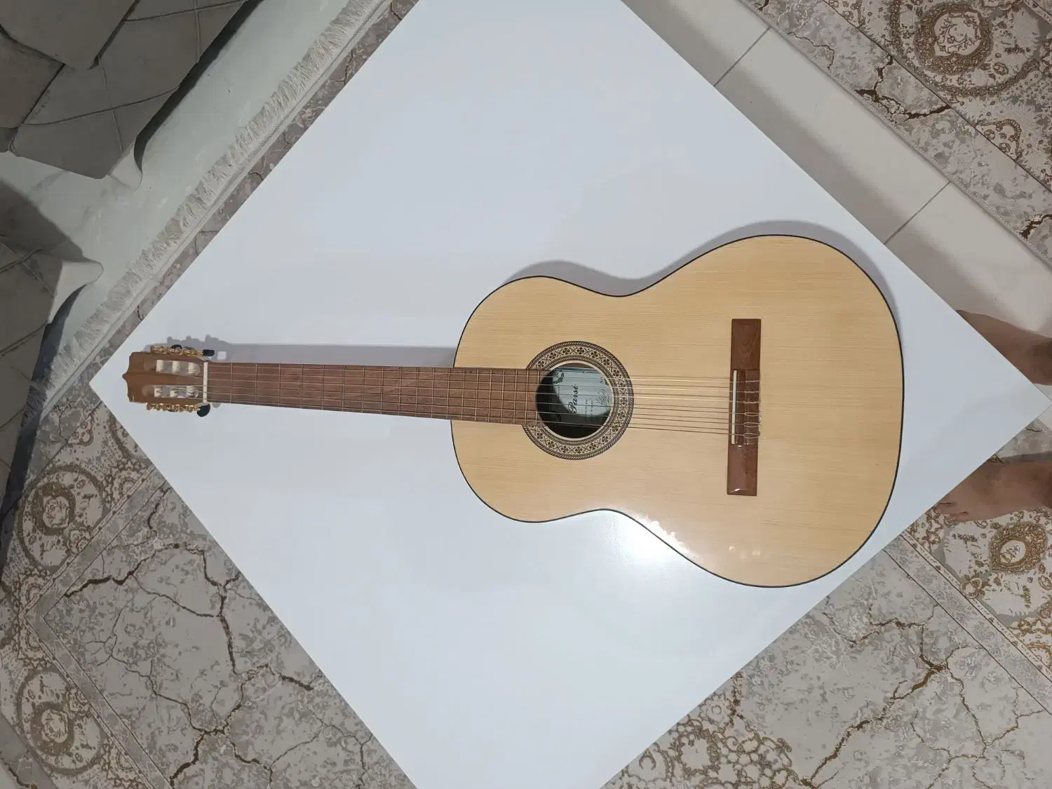 گیتارp70 پارسی|گیتار، بیس، امپلیفایر|ارومیه, |دیوار