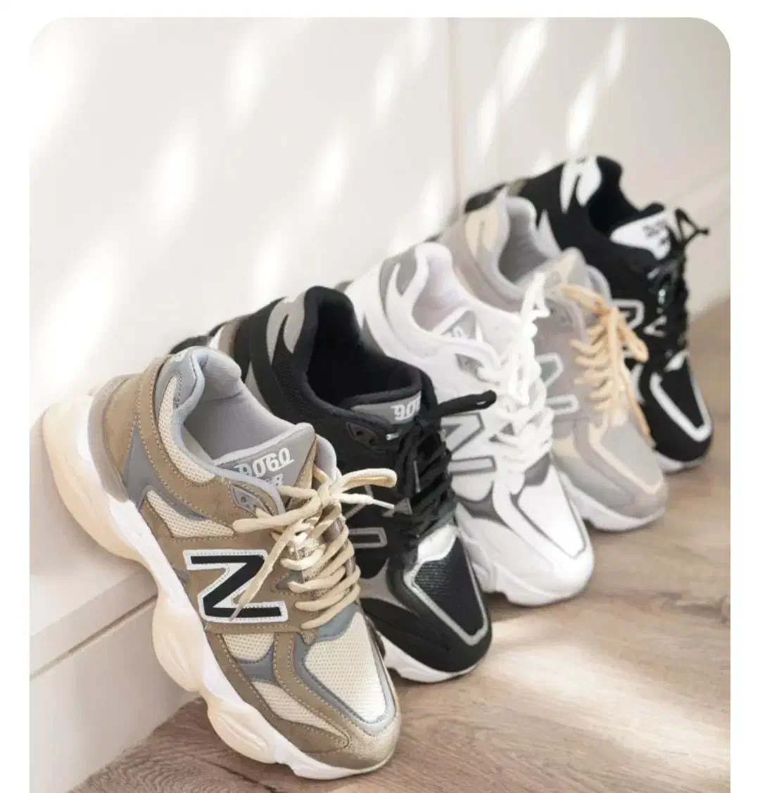 کفش نیو بالانس|کیف، کفش، کمربند|شیراز, قلعه شاهزاده بیگم|دیوار