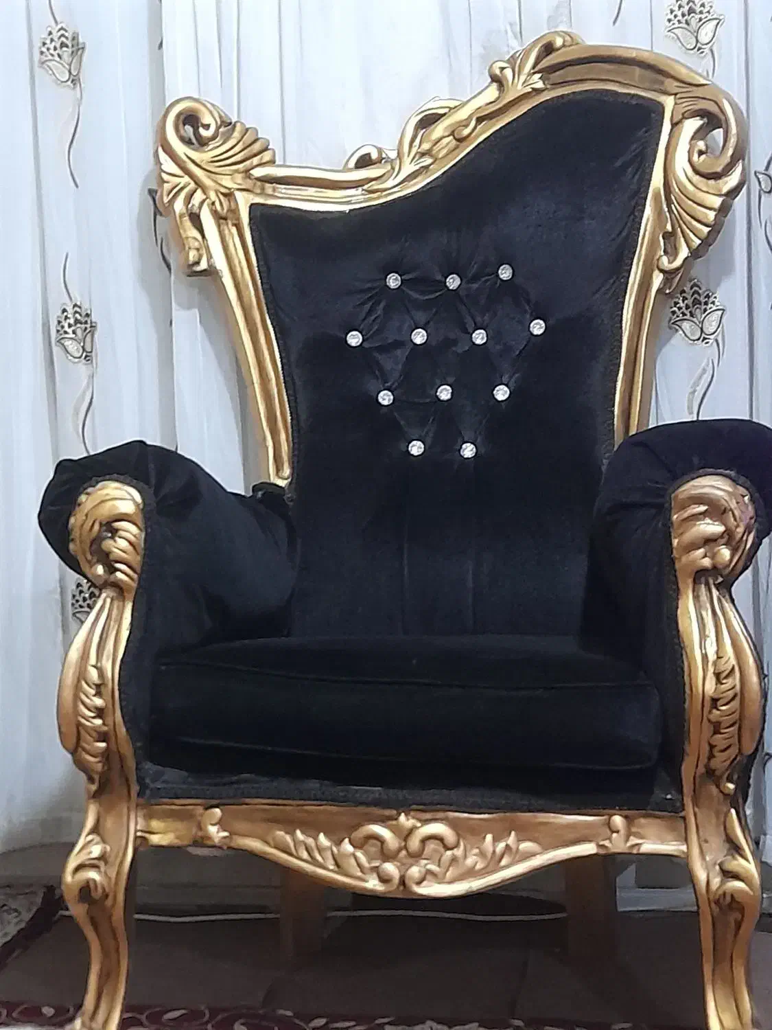 مبل سلطنتی|مبلمان خانگی و میز عسلی|اصفهان, عطار نیشابوری|دیوار