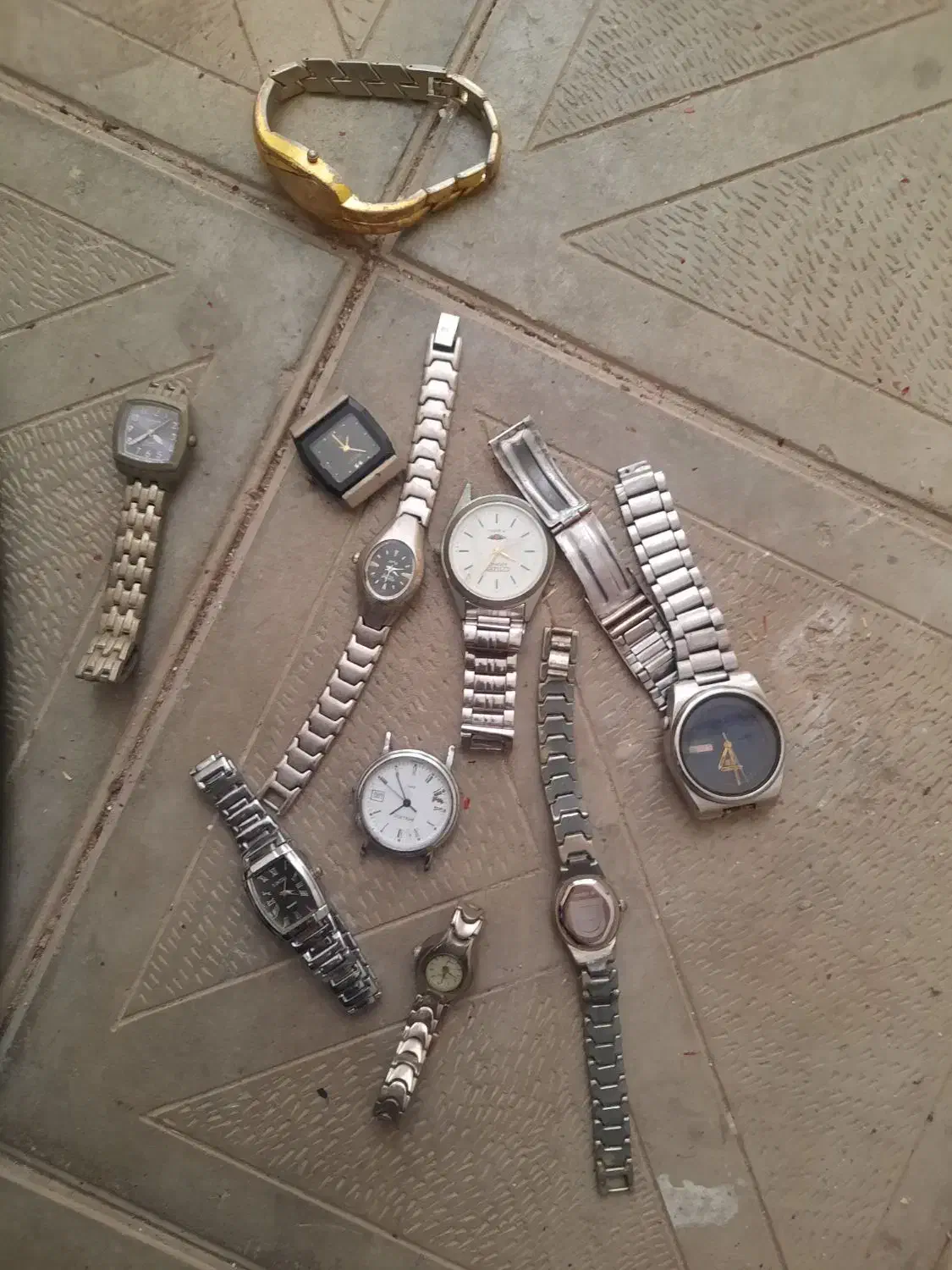 ساعت مچی|ساعت|سهند, |دیوار