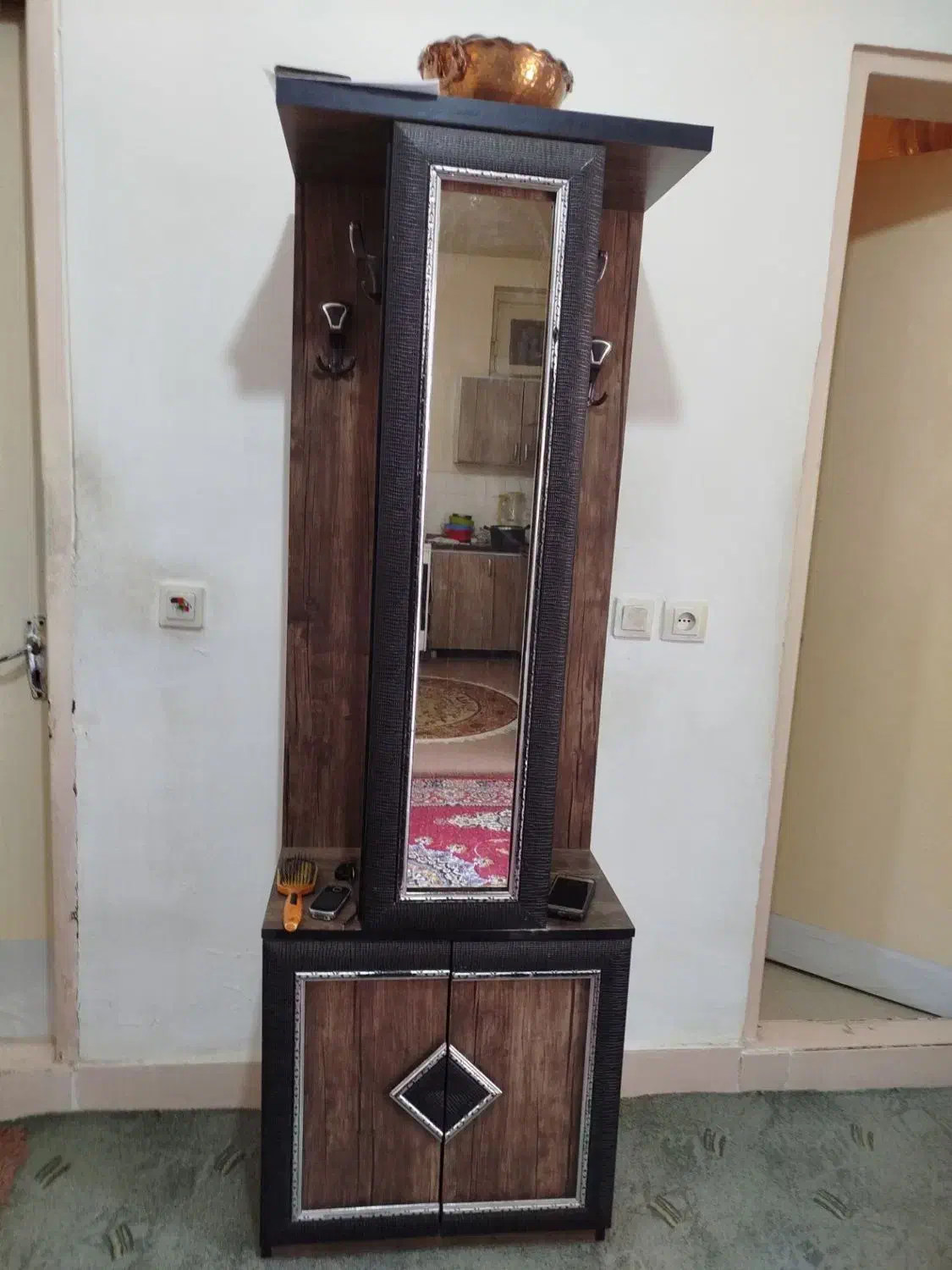 جاکفشی|جاکفشی، کمد، دراور|کرمان, |دیوار