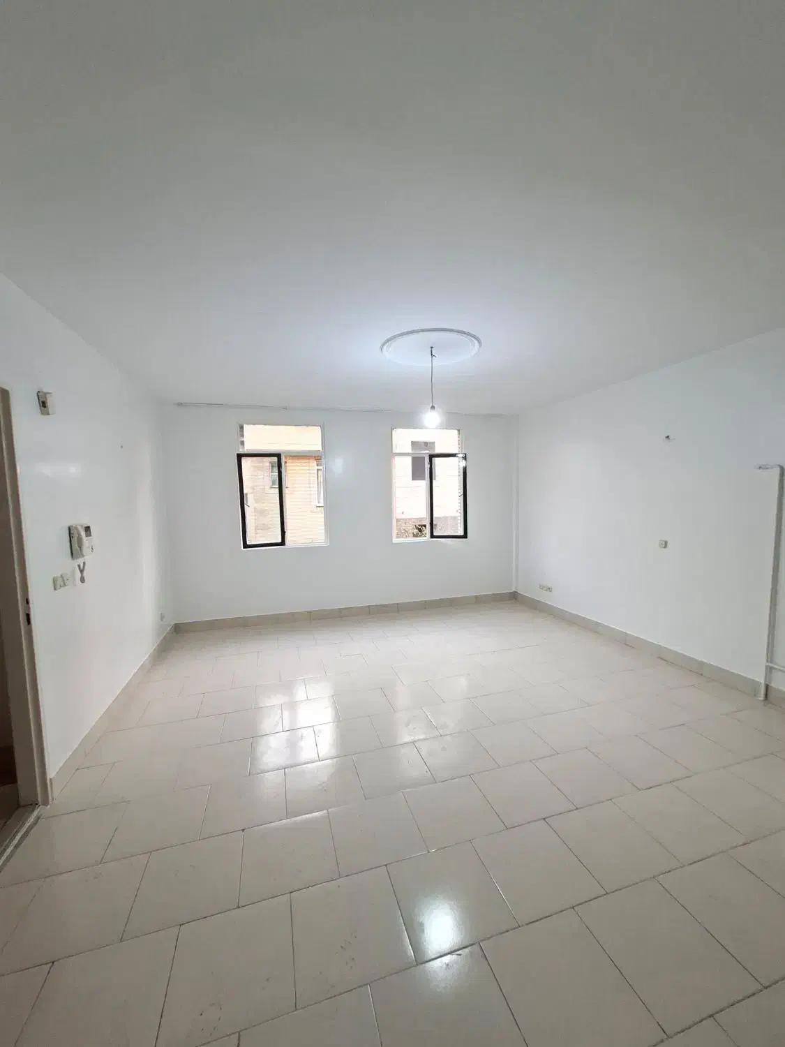 آپارتمان 60 متر نقاشی شده تمیز/تک واحد/گرگان/شایقی