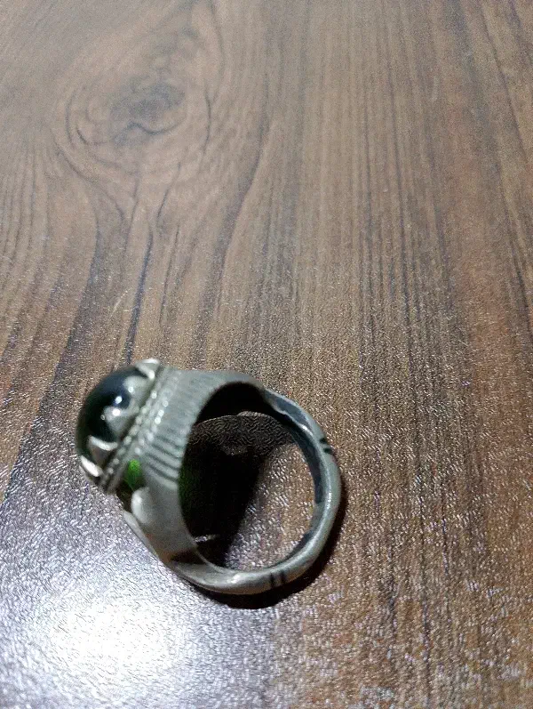 انگشتر|جواهرات|شهریار, رامین|دیوار