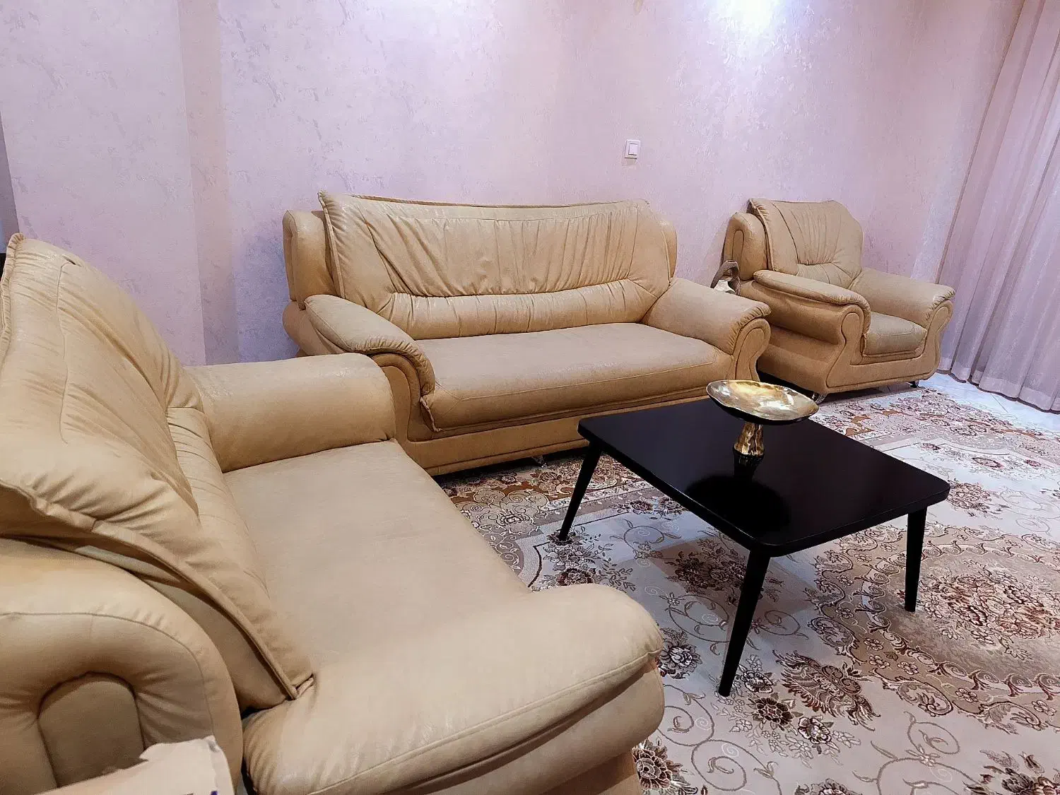 مبلمان چرم|مبلمان خانگی و میز عسلی|قدس, شهرک فرزان|دیوار