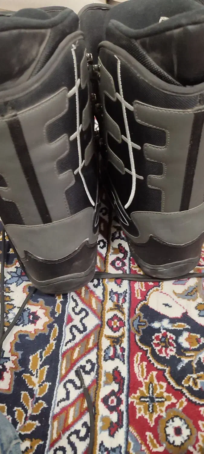 بوت اسکی رنگی امریکایی سایز ۴۴بین ۴۵|ورزشهای زمستانی|تهران, دزاشیب|دیوار