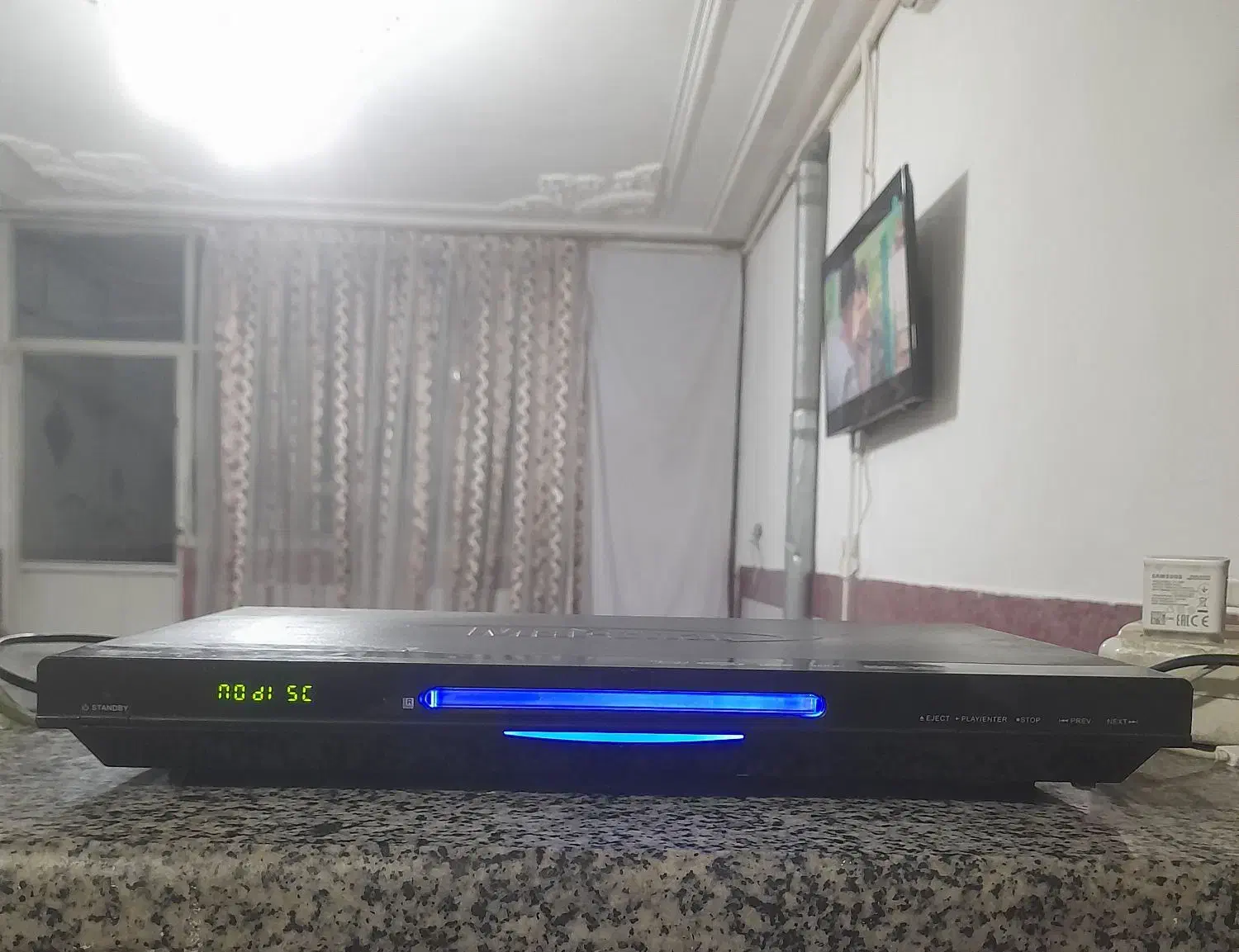 دی وی دی ودستگاه گیرنده|پخش‌کننده DVD و ویدیو|اصفهان, عمان سامانی|دیوار