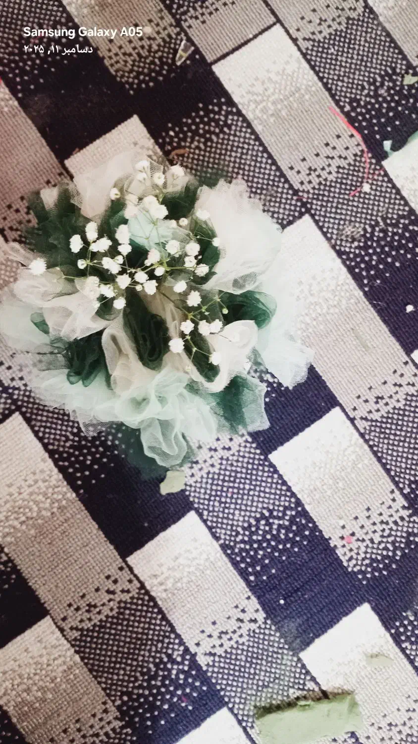 گل های مصنوعی با رنگ و طرح دلخواه|گل مصنوعی|ماسال, |دیوار