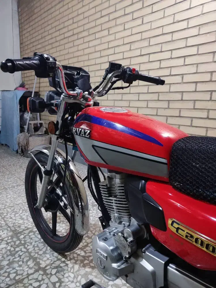 موتور سیکلت|موتورسیکلت|برخوار, |دیوار