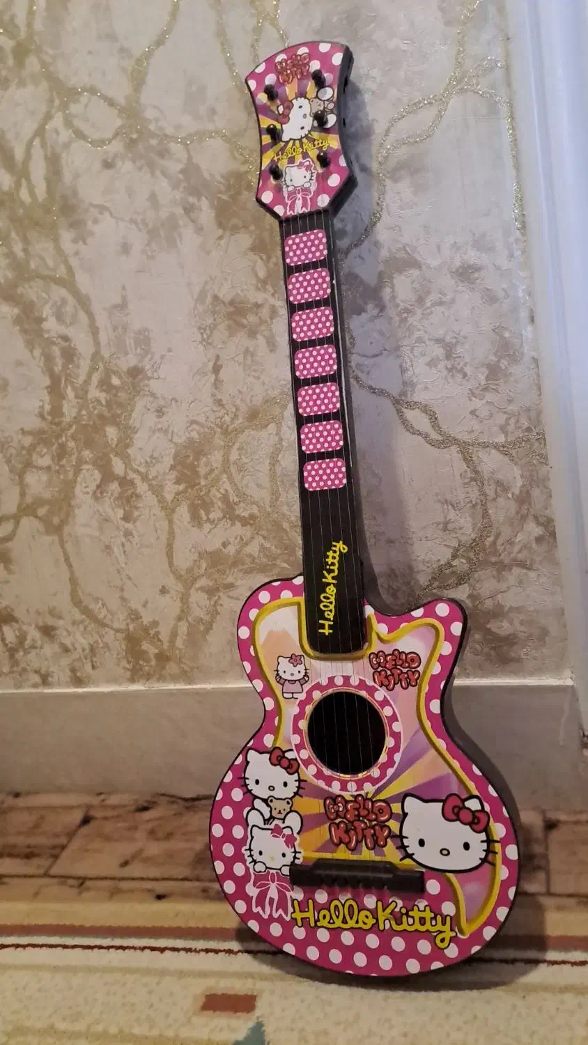 اسباب بازی عروسک خرسی وگربه  گیتار|اسباب‌بازی بچه|قم, انسجام|دیوار