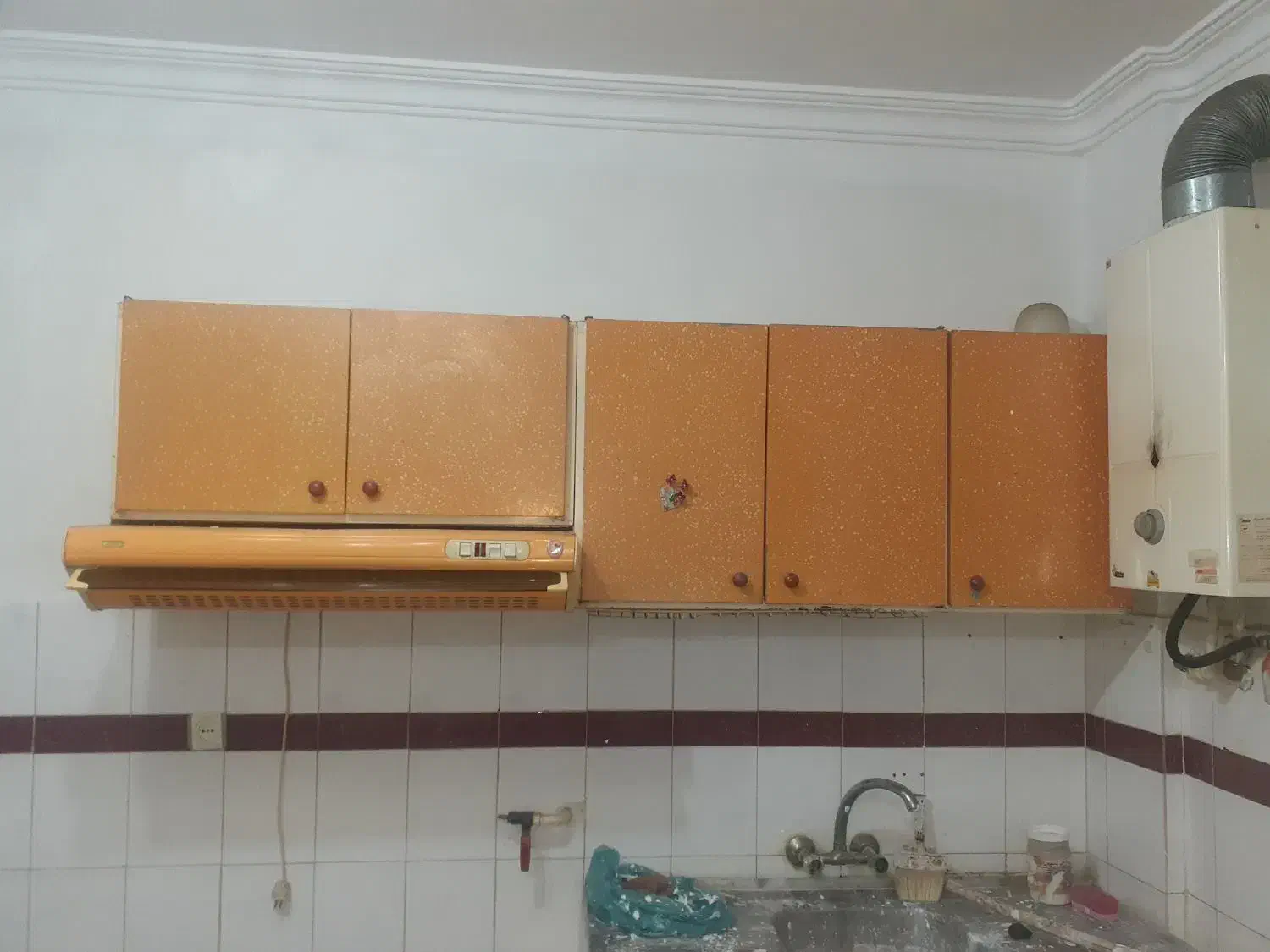 کابینت فلزی وهود|اجاق گاز و لوازم برقی پخت‌وپز|رشت, استقامت ۱|دیوار