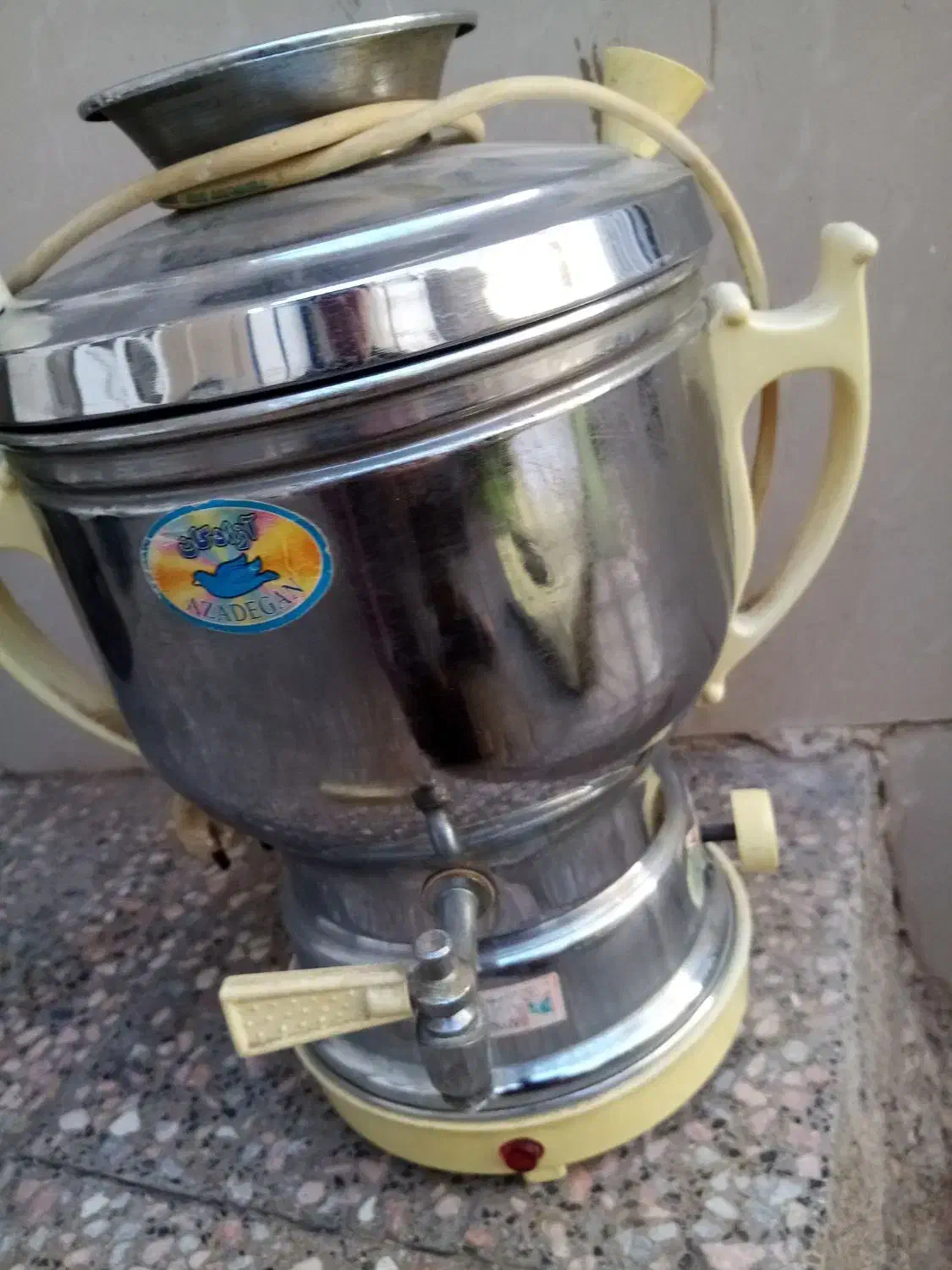 سماور برقی|سماور، چای‌ساز، قهوه‌ساز|قائن, |دیوار