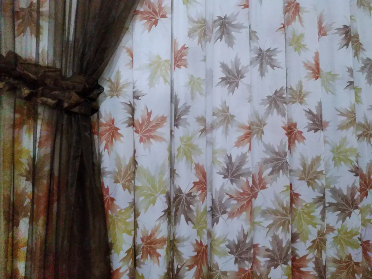 پرده|پرده، رانر، رومیزی|بروجرد, |دیوار