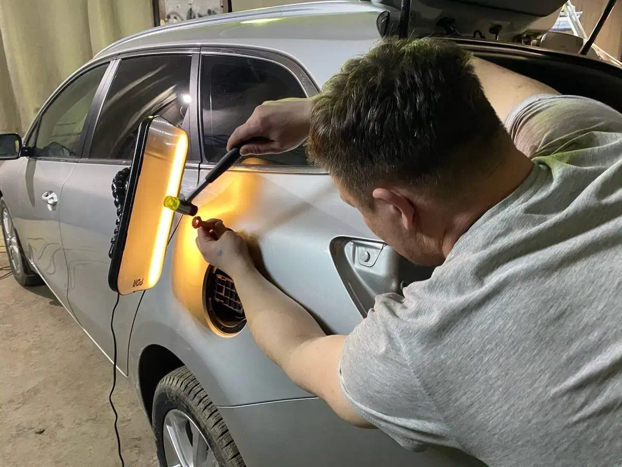 به یک صافکار pdr کار نیازمندیم|استخدام صنعتی، فنی، مهندسی|کرج, شهرک فهمیده|دیوار