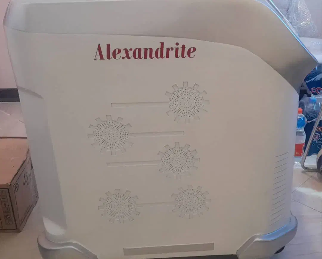 دستگاه لیزر مو زائد alexander|آرایشی، بهداشتی، درمانی|پردیس, فاز ۳|دیوار