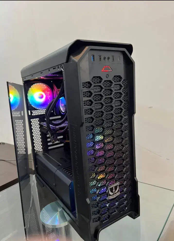 کیس گیمینگ|رایانه رومیزی|تهران, فلسطین (میدان انقلاب)|دیوار