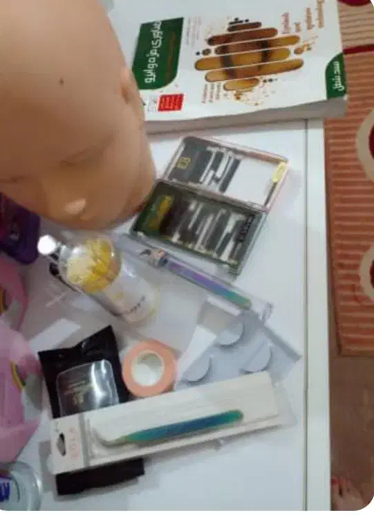 وسایل کاشت مژه مناسب کاراموز|آرایشگاه و سالن‌های زیبایی|ملایر, |دیوار