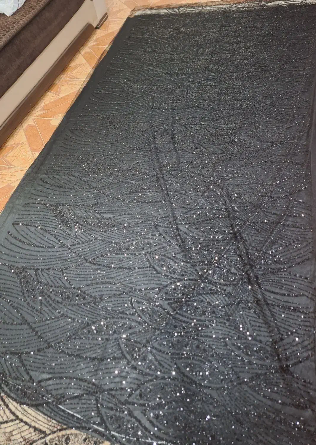 پارچه پرکار با ساتنش|لباس|قروه, |دیوار