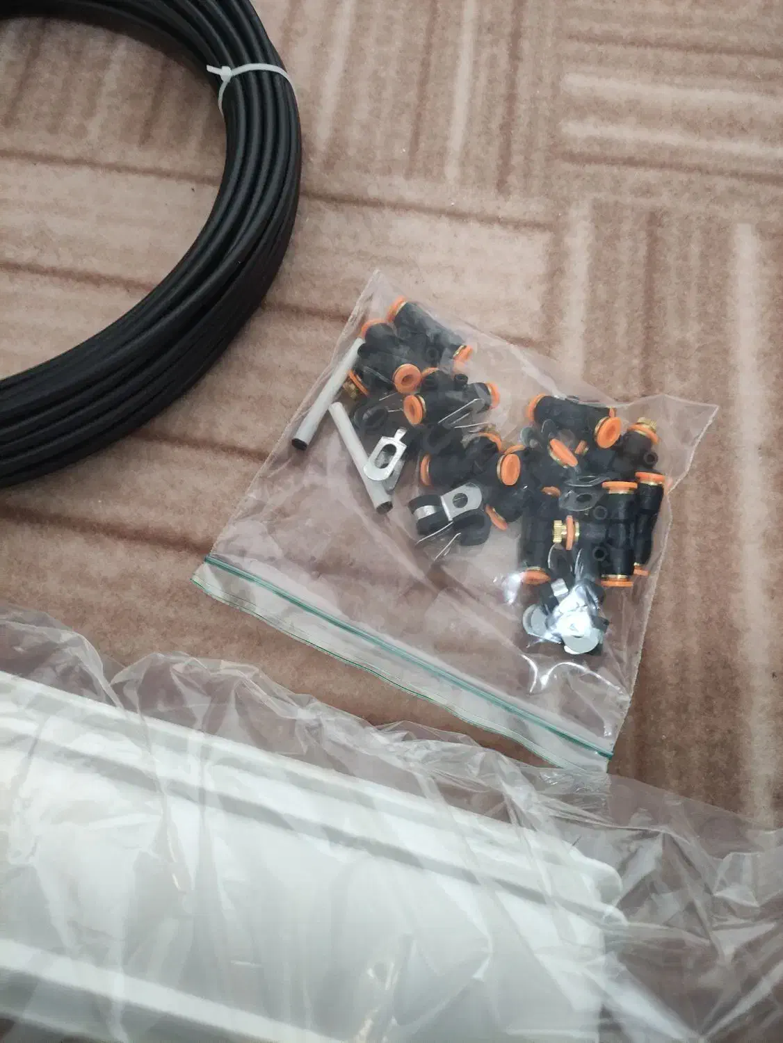 مه پاش|ابزارآلات|نوشین شهر, |دیوار