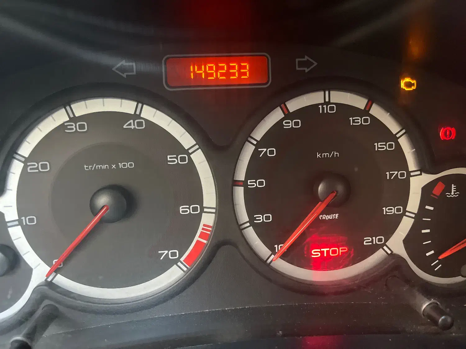 راناtu5مدل۹۴|خودرو سواری و وانت|مشهد, پایین خیابان|دیوار